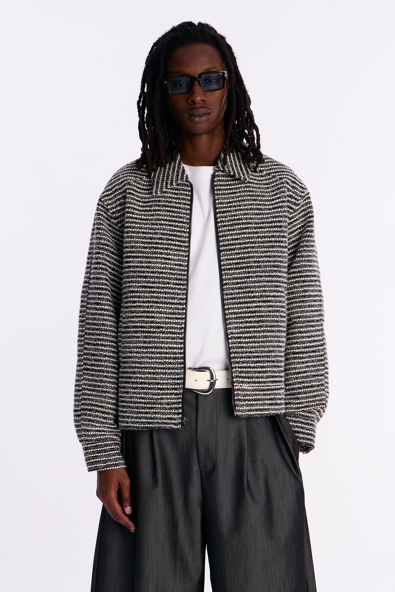 Relaxed Cropped Tweed Bomber Jacket in Grey